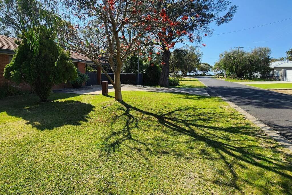 Abbey Beach Cottage Busselton Exterior photo